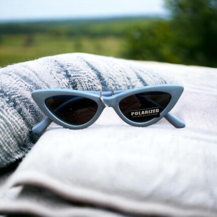 Cat eye sunglasses