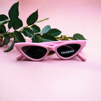 cat eye sunglasses paidika koritsi noeleia