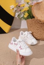 Λευκά Παιδικά Sneakers με Ροζ Πεταλούδες