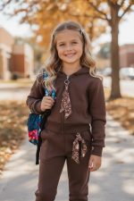 Mocha Scarf Set -  Παιδικό Καφέ Σετ Φόρμας Mocha με Μαντηλάκι & Λευκή Μακρυμάνικη Μπλούζα - Image 4